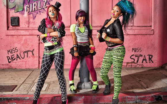 omg girlz outfits in gucci this