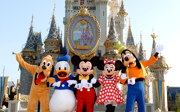 Encontre seus personagens favoritos no parque Magic Kingdom, no Walt Disney World Resort!