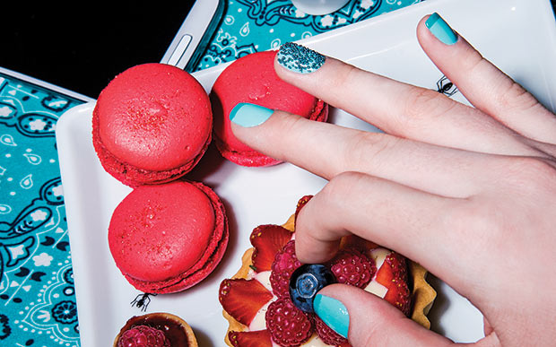 unhas francesinhas com detalhes