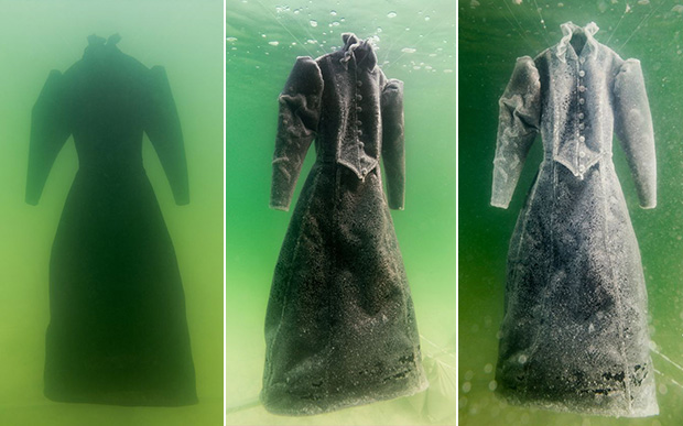 Vestido no Mar Morto Foto:
