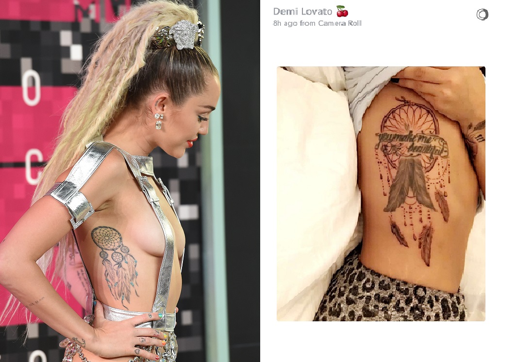 Comparação da tatuagem de Demi Lovato com a de Miley Cyrus. As cantoras possuem um desenho de apanhador de sonhos na região da costela.