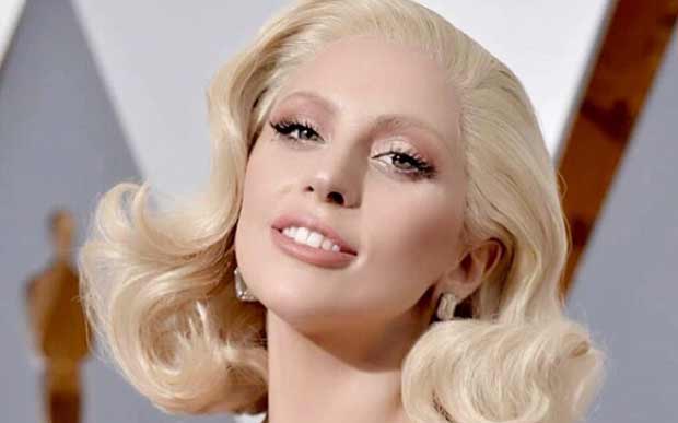 gaga Você sabia que Lady Gaga também tem lúpus? Ela falou publicamente sobre isso pela primeira vez em 2010.