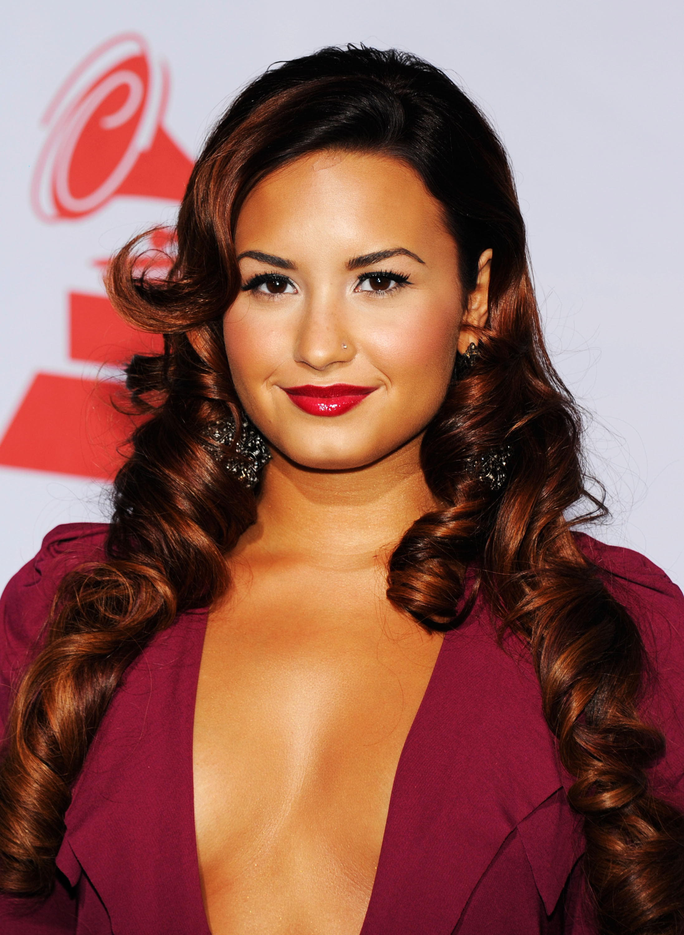 LAS VEGAS, NV - NOVEMBER 10: Singer/actress Demi Lovato arrives at the 12th annual Latin GRAMMY Awards at the Mandalay Bay Resort & Casino on November 10, 2011 in Las Vegas, Nevada. (Photo by Ethan Miller/Getty Images)