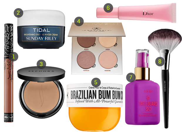 hailey-baldwin-gasta-1000-dolares-sephora-1 1. Batom líquido Everlasting Bow N Arrow, Kat Von D (US$ 20 - R$ 64); 2. Creme hidratante Tidal, Sunday Riley (US$ 65 - R$ 208); 3. Base em pó Matte Perfection, Sephora Collection (US$ 20 - R$ 64); 4. Paletta Glow Kit in Sun Dipped, Anastasia Beverly Hills (US$ 40 - R$ 128); 5. Creme corporal Brazilian Bum Bum, Sol de Janeiro (US$ 45 - R$ 144); 6. Pomada labia Addict Lip Glow, Dior (US$ 33 - R$ 105); 7. Protetor solar Tarteguard FPS 30, Tarte (US$ 32 - R$ 103); 8. Pincel Pro Featherweight Fan Brush #92, Sephora Collection (US$ 36 - R$ 115).