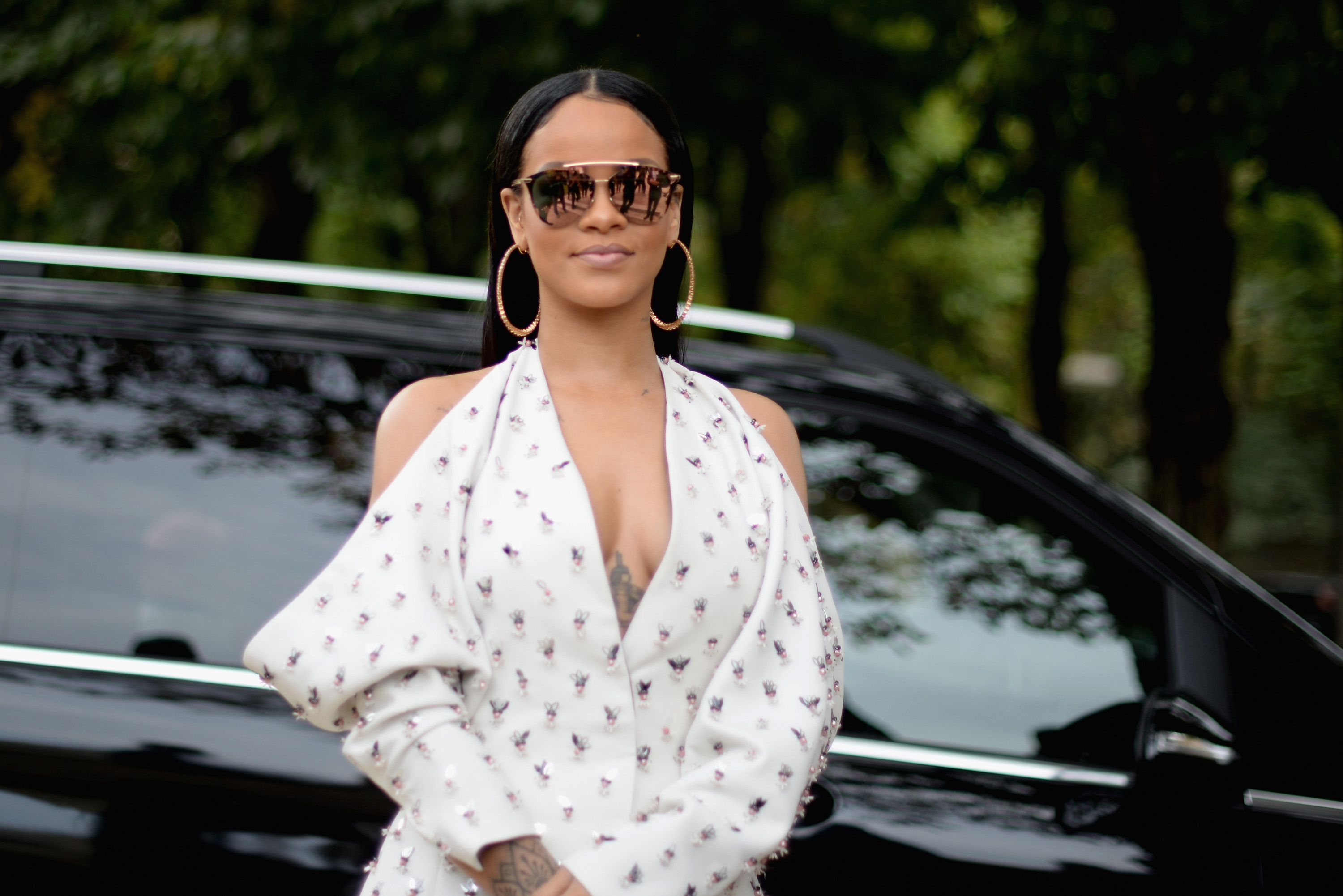 Rihanna-Dior-Paris-Fashion-Week-2017 Vanni Bassetti/Getty Images for Dior