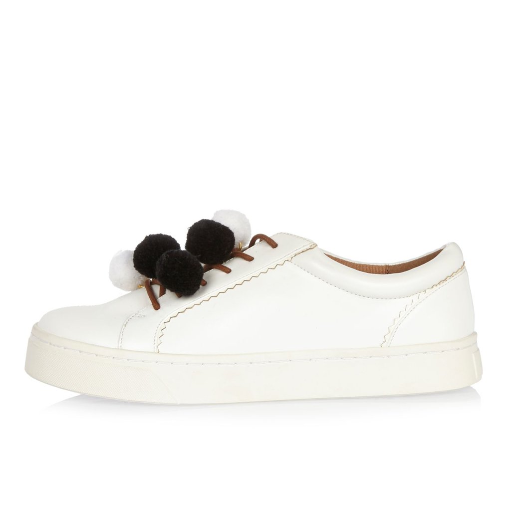 river-island-white-pom-pom-sneakers-64 River Island White Pom Pom Sneakers (R$200)
