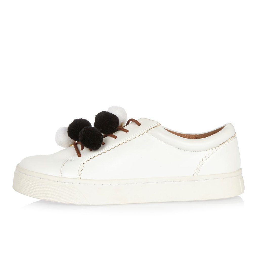 River Island White Pom Pom Sneakers (R$200)