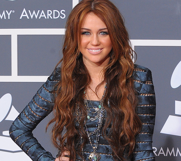Miley Cyrus cabelo