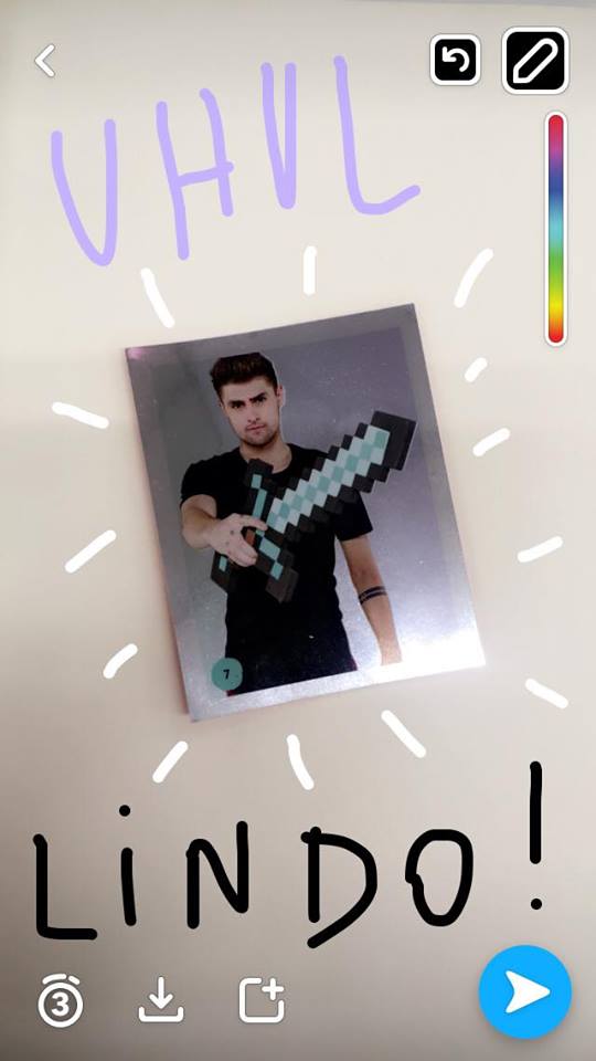 truques-do-snapchat-que-voce-nao-conhece-letra-em-preto (Reprodução)