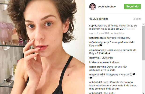 famosas-sem-make-sophia-abrahao