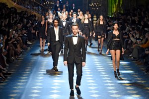 Dolce & Gabbana – Mens Fall 2017 Runway – Milan Menswear Fashion Week