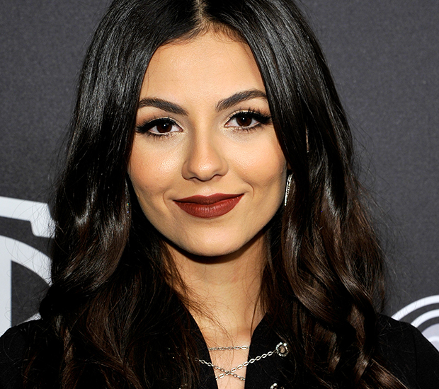 globo-de-ouro-victoria-justice globo-de-ouro-victoria-justice