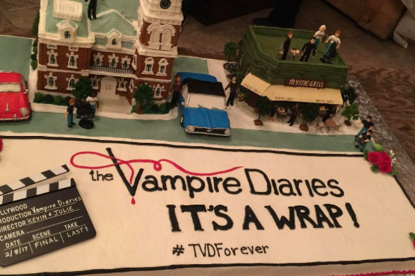 Atriz de The Vampire Diaries revela cena que detestou gravar - Observatório  do Cinema