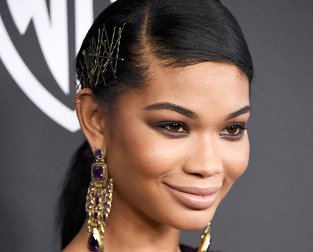 penteado grampo a mostra chanel iman