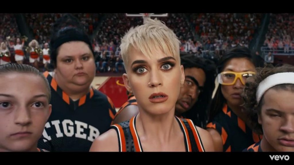 katy-perry-clipe-swish-swish