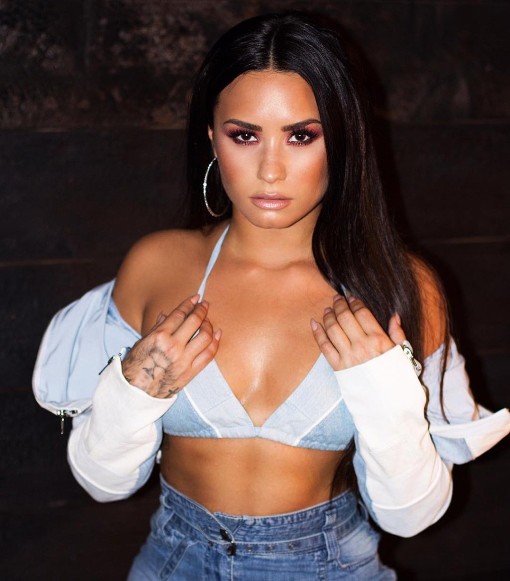 demi-lovato-sexy-dirty-love