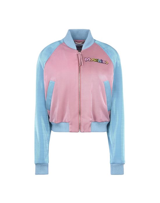A jaqueta bomber custa U$1295 (R$4106). A jaqueta bomber custa U$1295 (R$4106).
