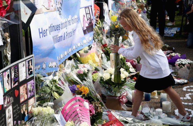 Por que Diana, a Princesa (feminista) de Gales, entrou para a história Memorial de Lady Di