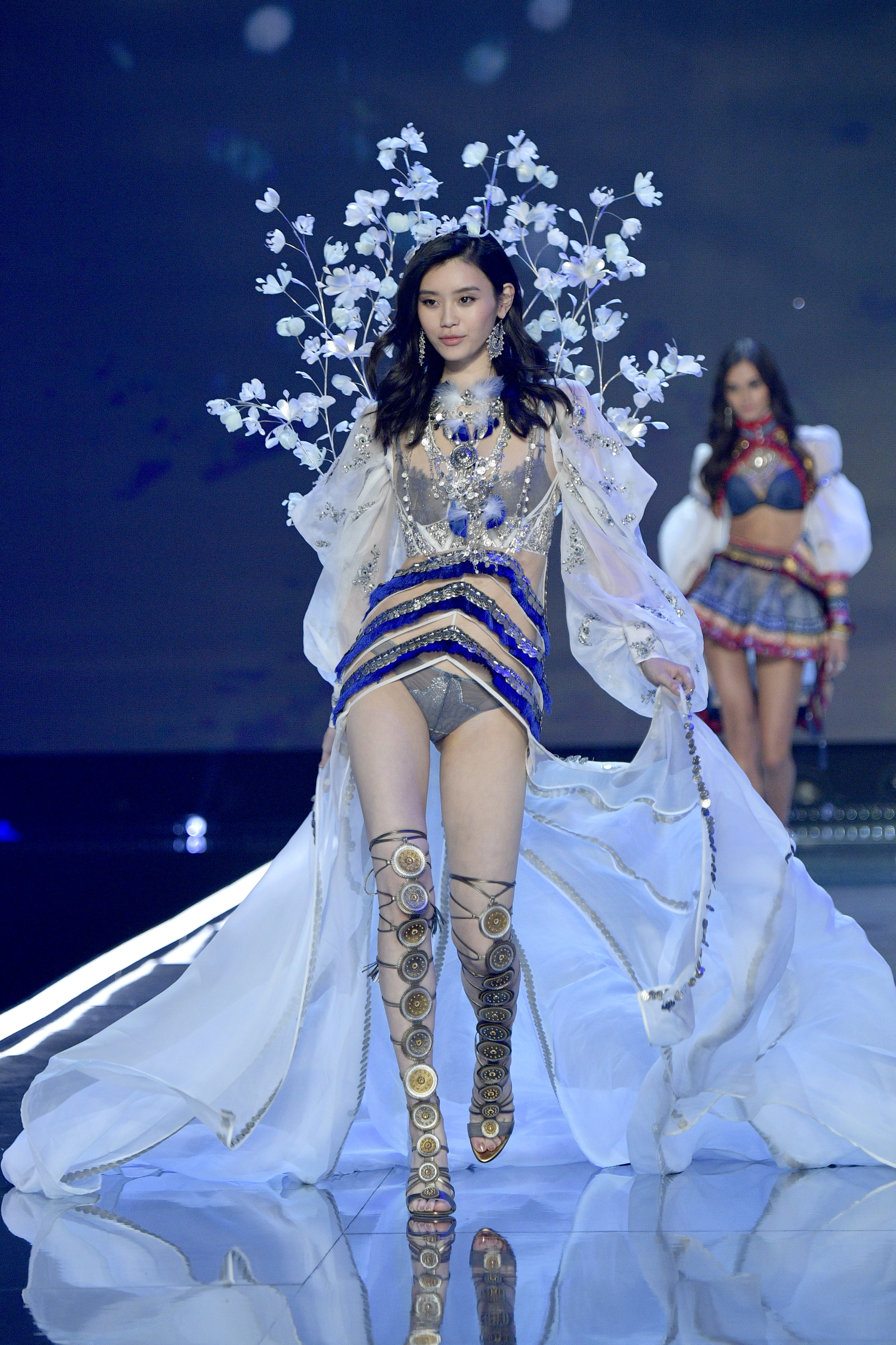 Ming Xi Victoria's Secret Fashion Show In Shanghai 2017