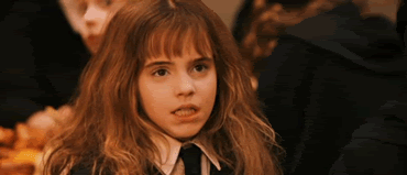 hermione-gif GIF cena de Harry Potter que mostra Hermione