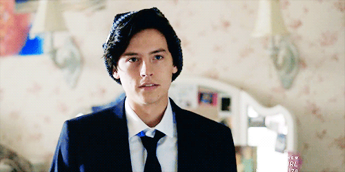 cole-sprouse-jughead-riverdale