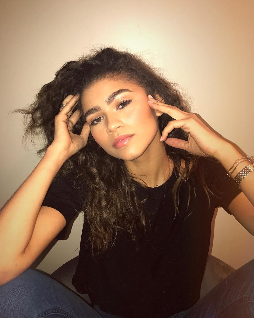 zendaya-leva-criancas-para-verem-pantera-negra