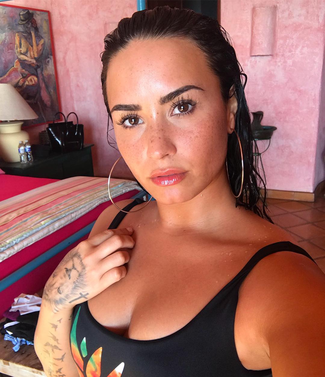 demi-lovato-cílios demi-lovato-cílios