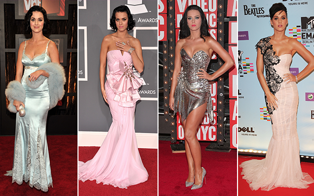 2009 – Katy Perry versão diva de cinema! 2009 ficou marcado pelos vestidos (muito!) glamourosos que ela usou nos tapetes vermelhos. Cauda de sereia, brilhos e até uma estola de pelinhos completaram o visual *glam*.