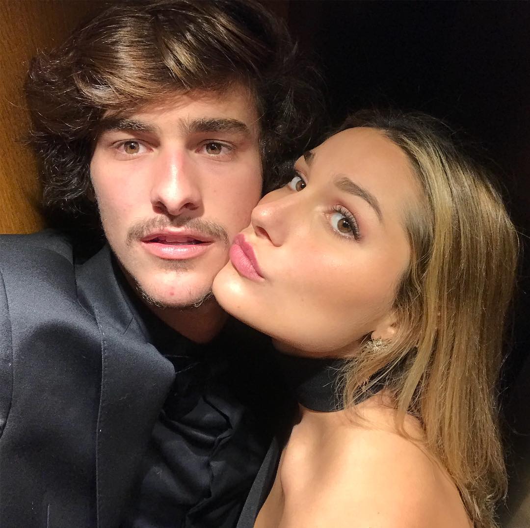 Foto: Sasha Meneghel e Bruno Montaleone estão namorando há um ano -  Purepeople