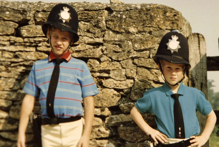 principe-harry-principe-william-infancia principe-harry-principe-william-infancia