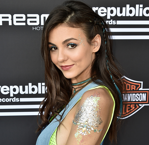 victoria-justice-coachella victoria-justice-coachella