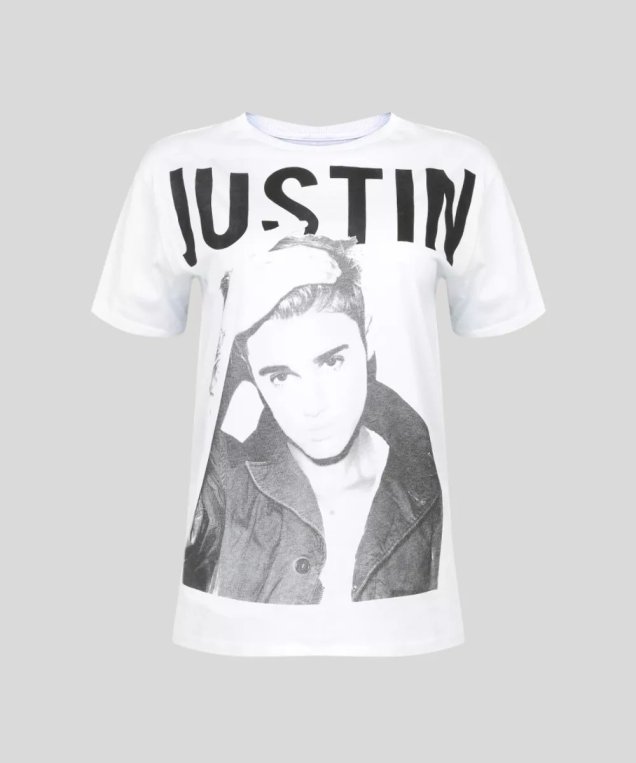 Camiseta (R$ 35,99*). Camiseta (R$ 35,99*).