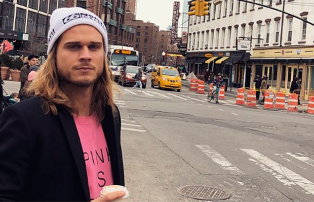 Esse é Rurik Gislason, jogador da Islândia, que se transformou no crush dos twitteiros!