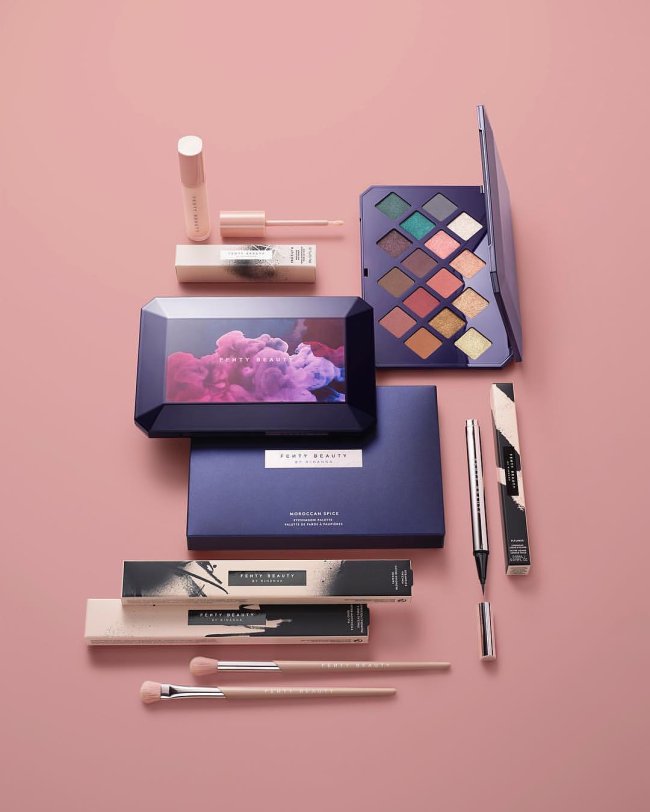 lancamento-fenty-beauty-maquiagem-rihanna lancamento-fenty-beauty-maquiagem-rihanna