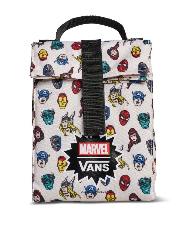 LUNCH SACK VANS X MARVEL AVENGERS (R$ 149,99*). LUNCH SACK VANS X MARVEL AVENGERS (R$ 149,99*).