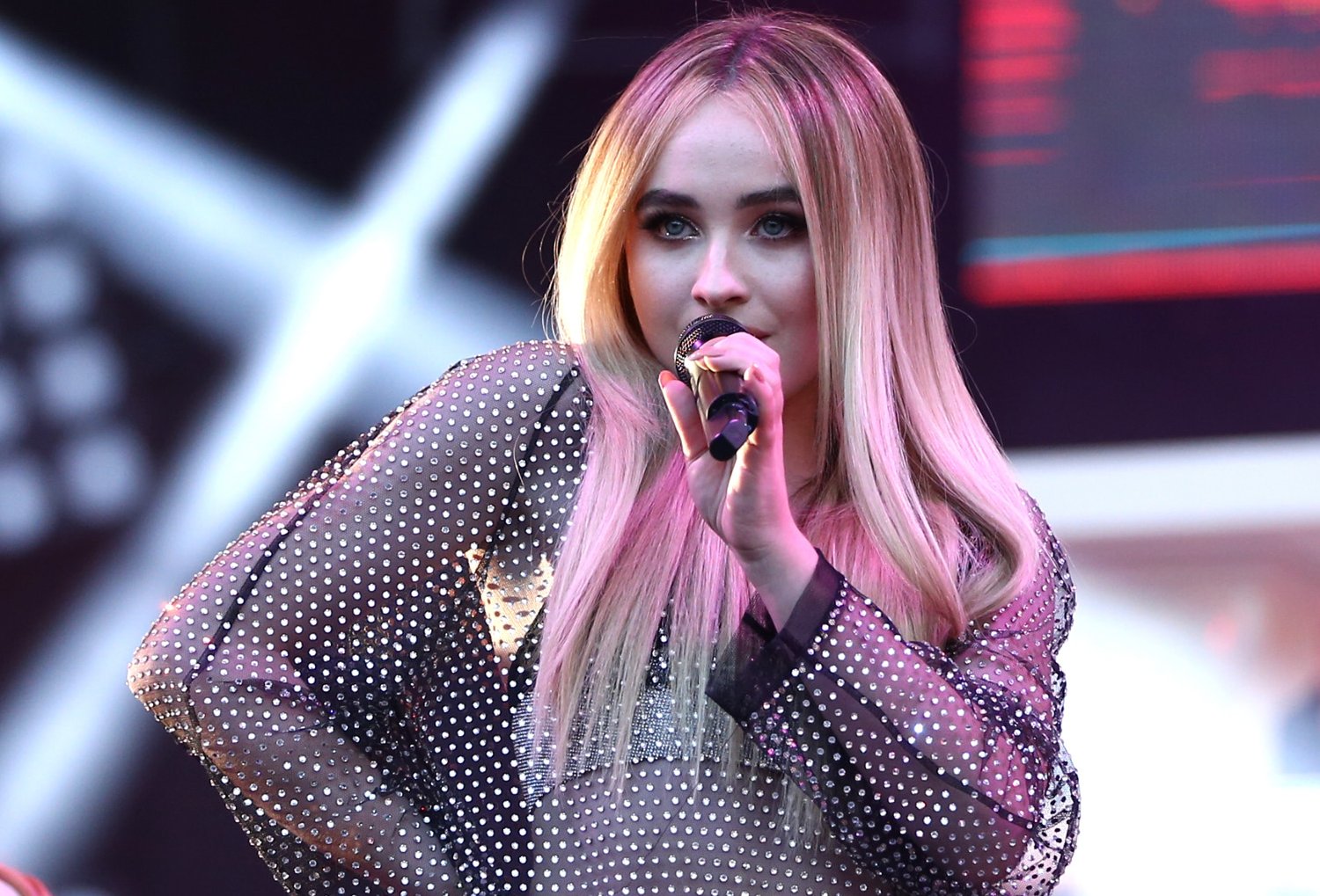 Sabrina Carpenter sobre novo álbum “quero mostrar quanto amadureci