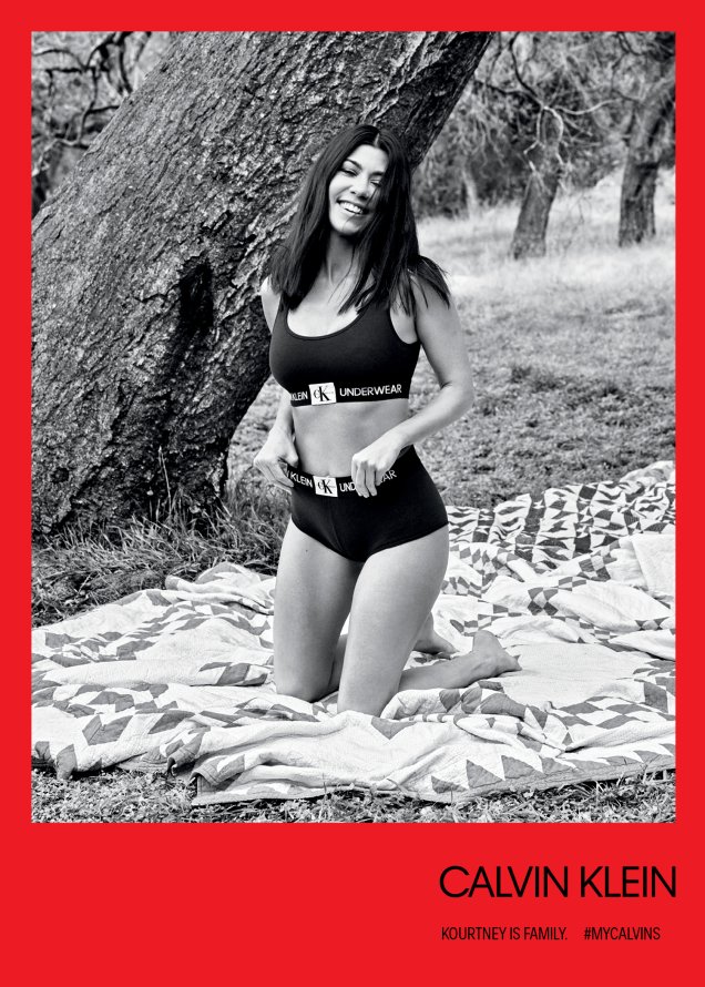 Kourtney Kardashian na campanha #MYCALVINS.