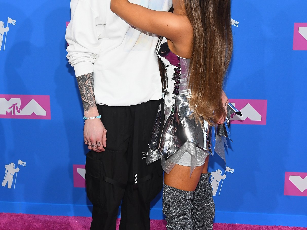 Pete Davidson conta como pediu Ariana Grande e... | Capricho