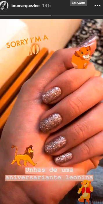 bruna-marquezine-unha-esmalte-glitter