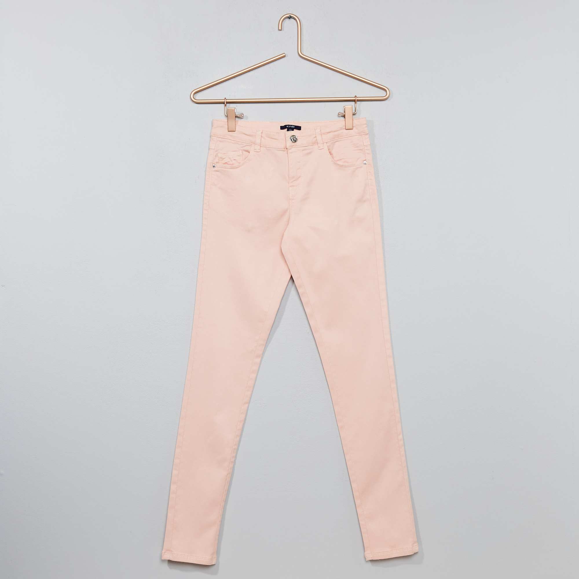 calça-kiabi Calça de sarja colorida Kiabi