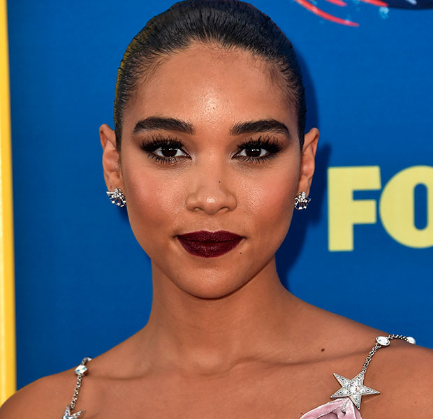 make-cabelo-famosas-teen-choice-awards-2018-Alexandra-Shipp make-cabelo-famosas-teen-choice-awards-2018-Alexandra-Shipp