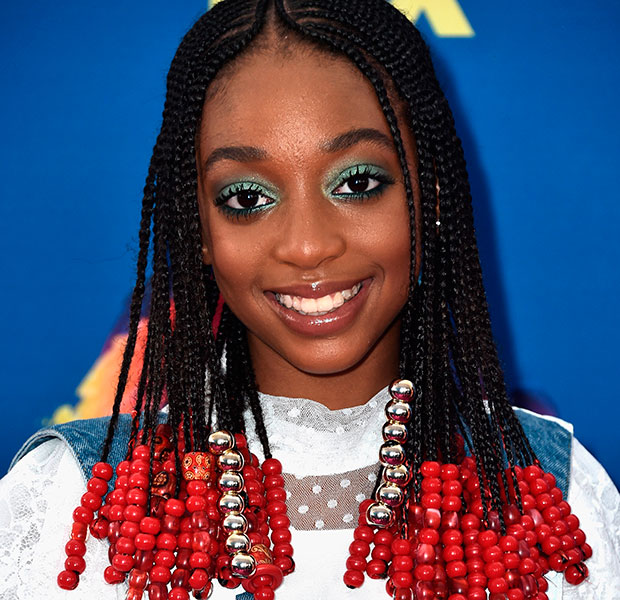 make-cabelo-famosas-teen-choice-awards-2018-Eris-Baker make-cabelo-famosas-teen-choice-awards-2018-Eris-Baker