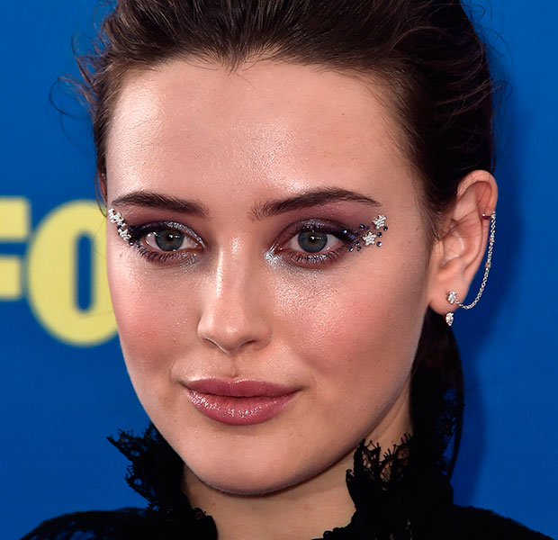 make-cabelo-famosas-teen-choice-awards-2018-katherine-langford make-cabelo-famosas-teen-choice-awards-2018-katherine-langford
