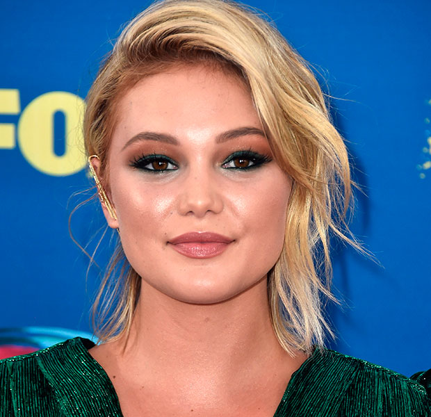 make-cabelo-famosas-teen-choice-awards-2018-olivia-holt make-cabelo-famosas-teen-choice-awards-2018-olivia-holt