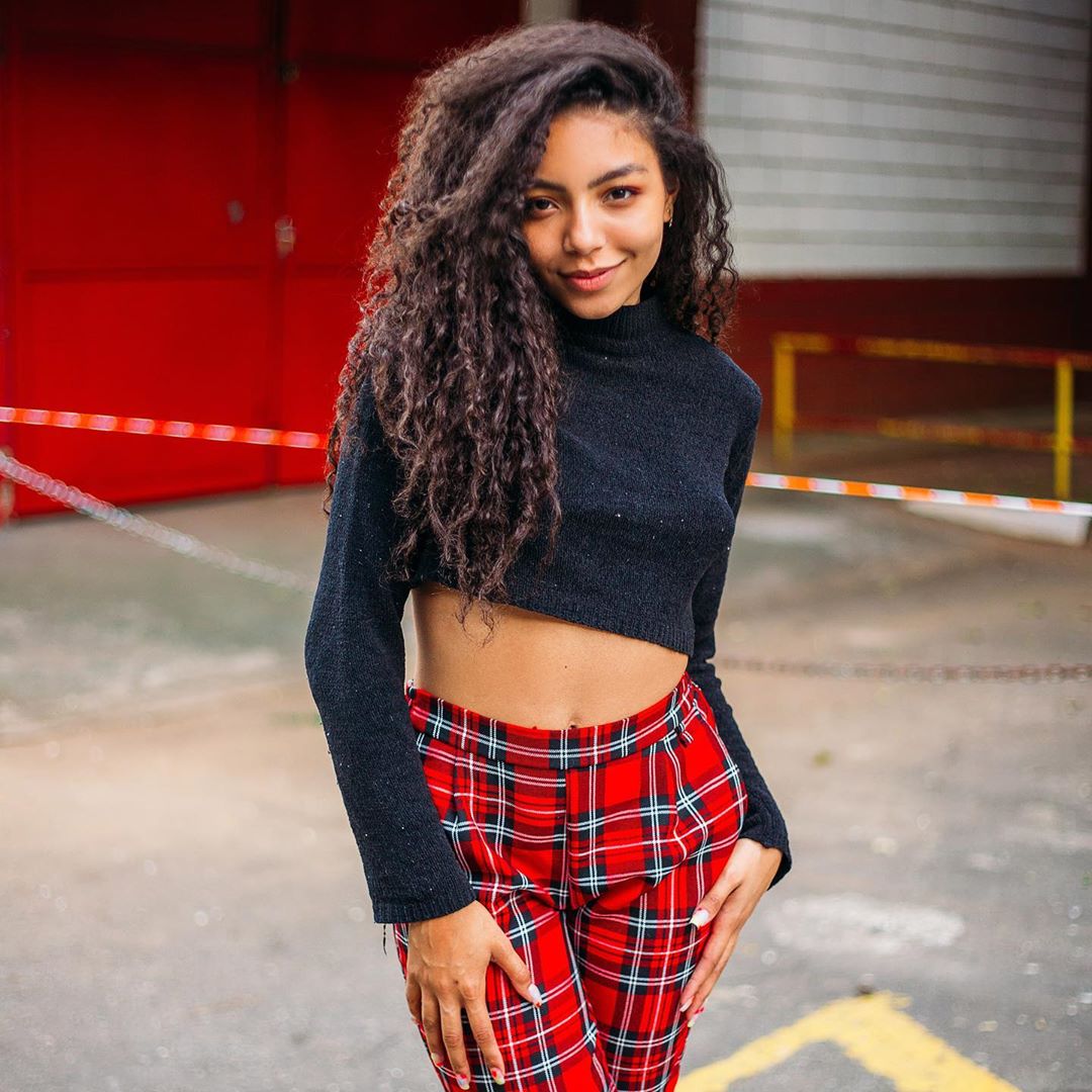 anny-gabrielly anny-gabrielly