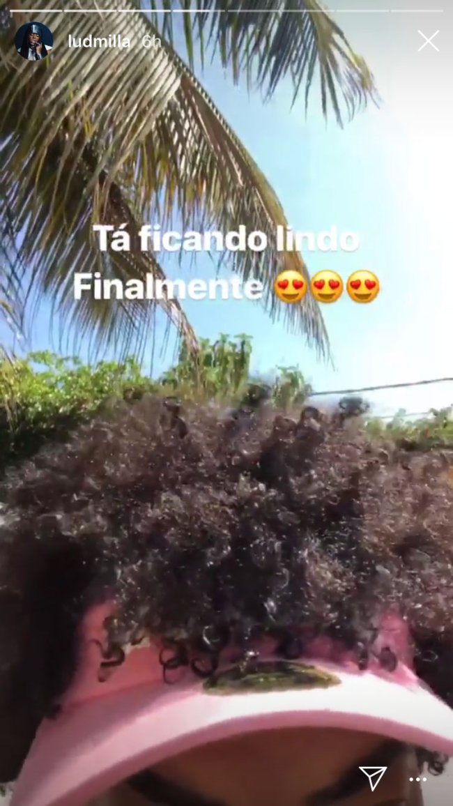 ludmilla-cabelo-cacheado-transição-capilar ludmilla-cabelo-cacheado-transição-capilar