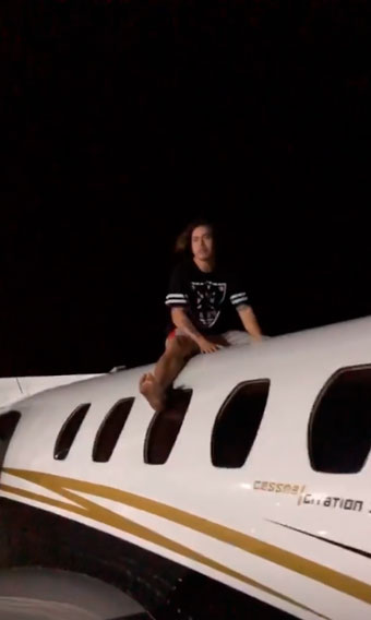 whindersson-aviao-1