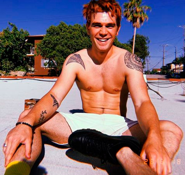 kj-apa-sem-camisa-2