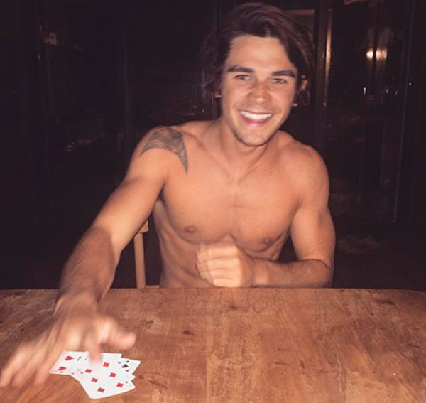 kj-apa-sem-camisa-5