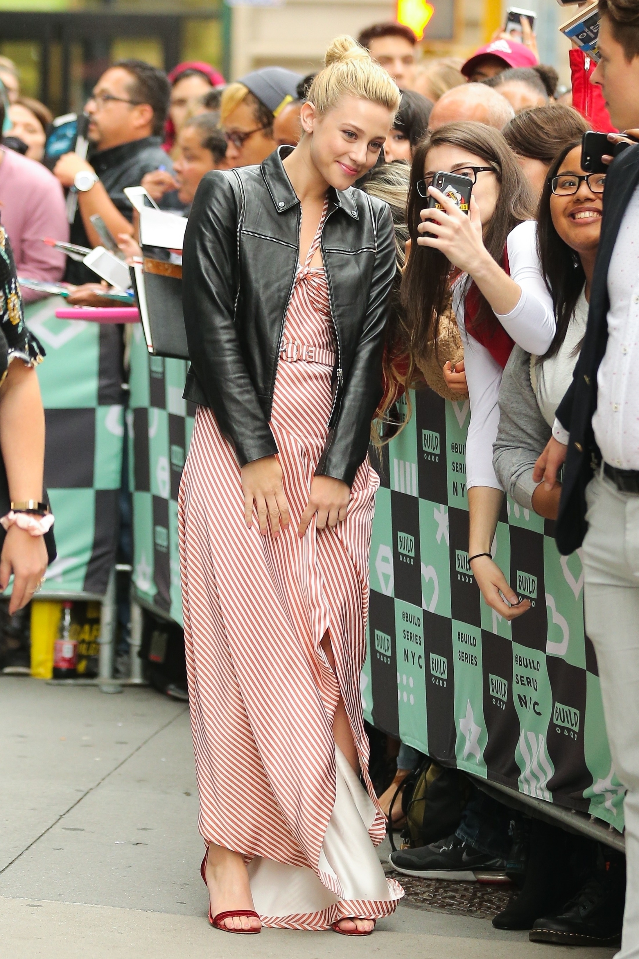 street-style-lili-reinhart